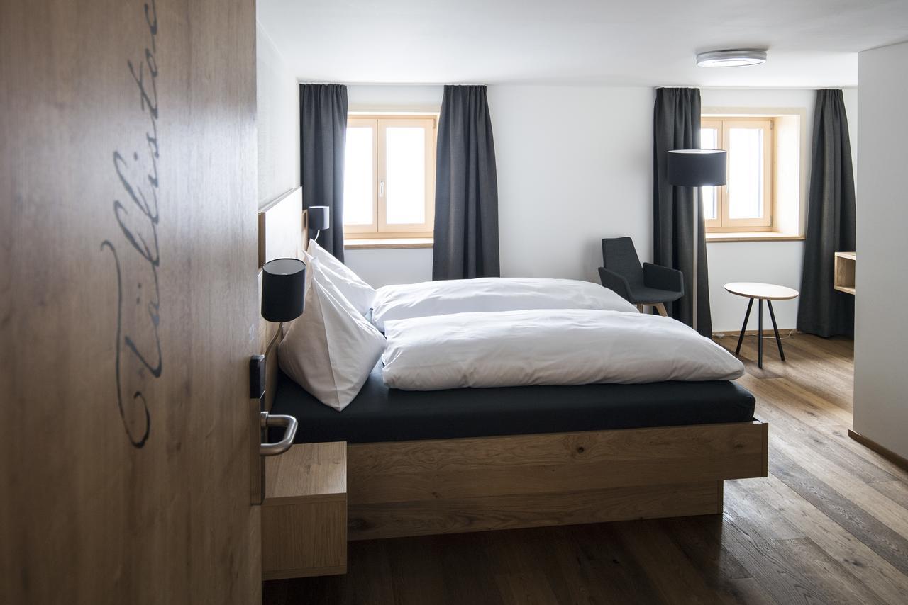 Hotel Grimsel Passhoehe Обервальд Экстерьер фото
