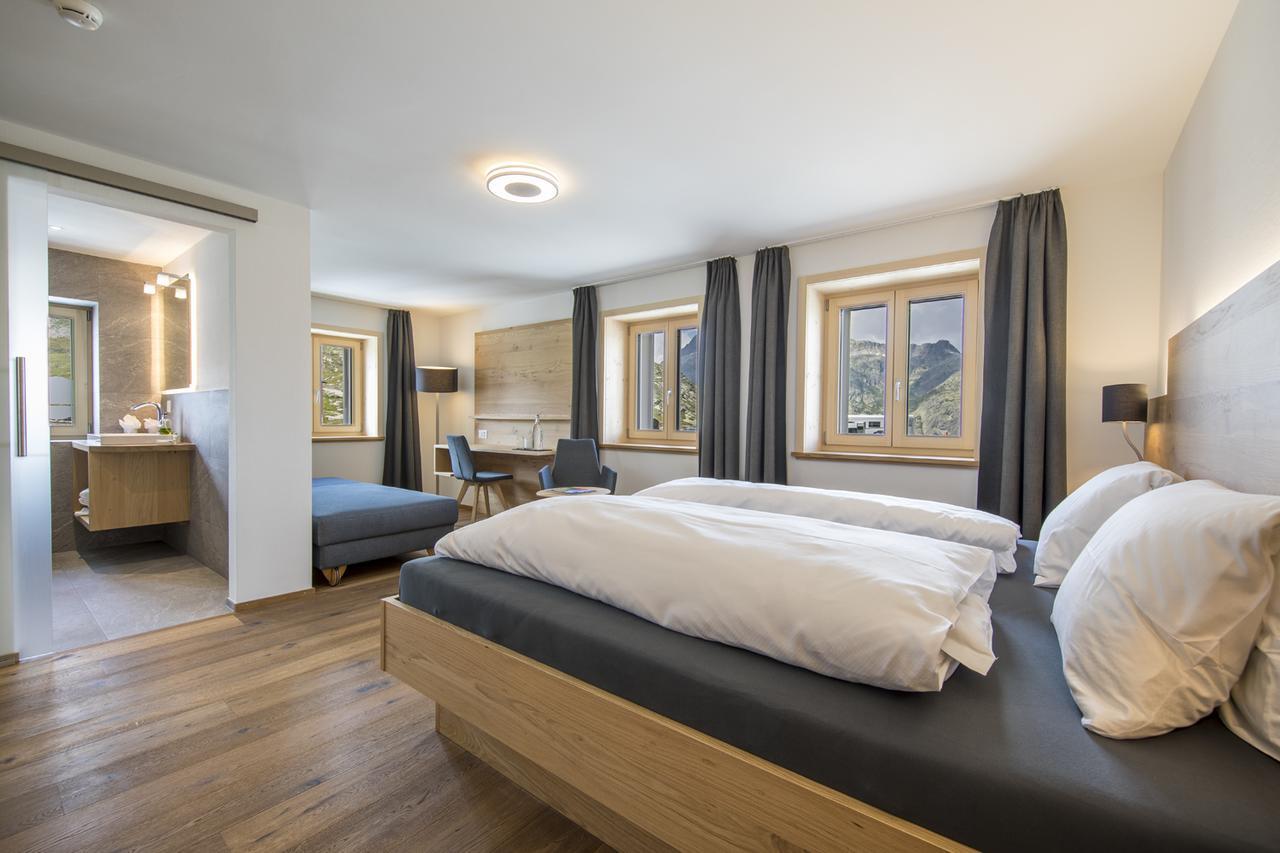 Hotel Grimsel Passhoehe Обервальд Экстерьер фото